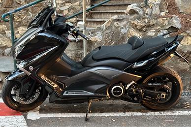 TMAX 530