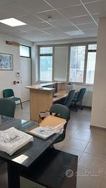 Ufficio arredato tutto compreso