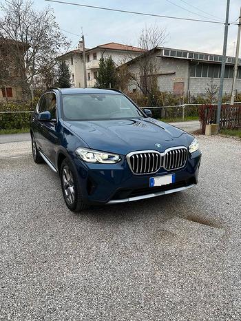 Vendo BMW X3 20d 48V Xdrive