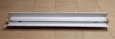 Plafoniera industriale a neon