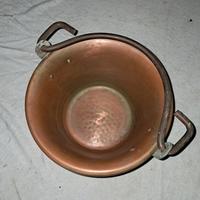 Pentole vecchie in Rame