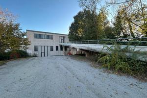 CAPANNONE A CELLATICA