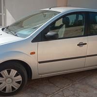 FORD Fiesta 5ª serie - 2002