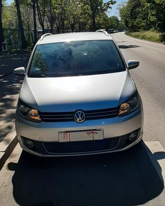 auto touran 2.0 Diesel 2011
