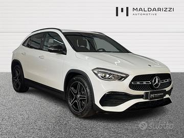 MERCEDES-BENZ GLA 200 d Premium auto