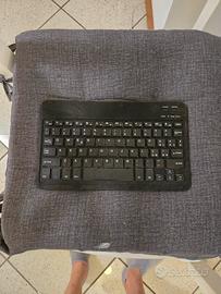 tastiera Bluetooth 
