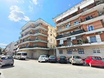 4 LOCALI A POMIGLIANO D'ARCO