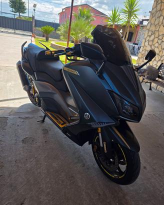 YAMAHA TMAX 530 iron max