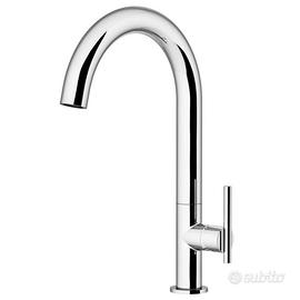 GATTONI - Miscelatore lavello con bocca girevole.