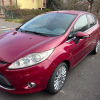 Ford Fiesta Titanium 142.000 Benzina