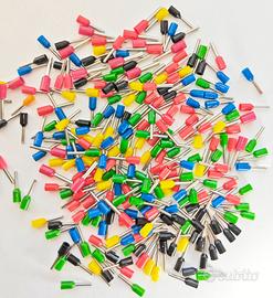 Lotto oltre 300 puntalini elettrici 0,75 e 1 mmq

