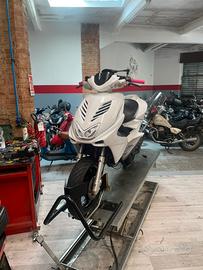 Yamaha Aerox 50