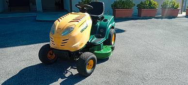 trattorino tagliaerba 