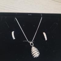 Parure ciondolo e orecchini Martin James London