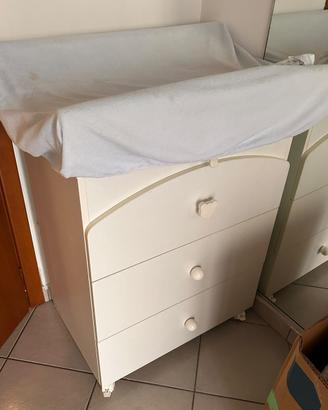 Fasciatoio con cassetti e vasca