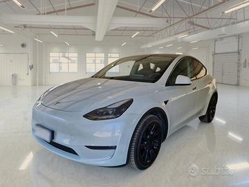 TESLA MODEL Y 75 KWH DUAL MOTOR LONG RANGE 4WD AUT