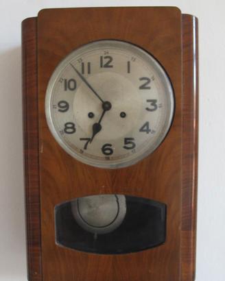 Orologio da parete vintage a pendolo in legno – an