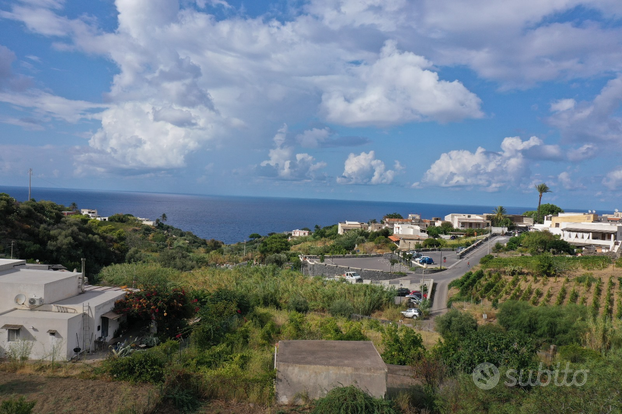 Terreno con rudere Eolie Island Salina