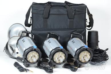 QUANTUUM Kit 3 Flash HD600con pilota 1000W e acc.