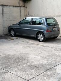lancia Y