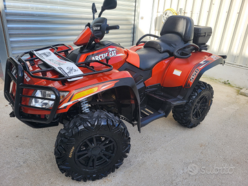 Quad ARCTIC CAT EFI 550 4x4