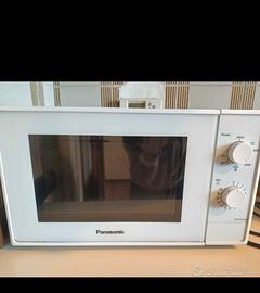 Microonde Panasonic NN-K10JWM