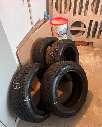 GOMME INVERNALI PIRELLI