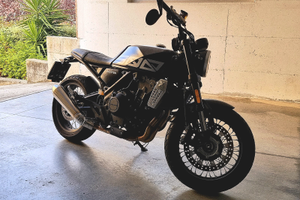 Brixton Crossfire 500X 06/2021 3050Km