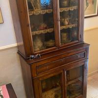 Credenza antica