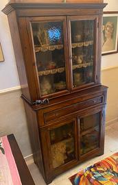 Credenza antica