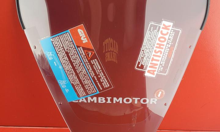 CUPOLINO YAMAHA FZS 600 FAZER