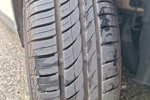 4 pneumatici estivi Pirelli 175/65 R15 84T