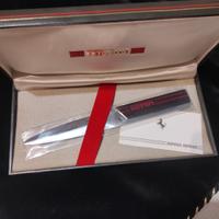 Tagliacarte Ferrari Formula 