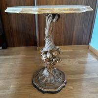 Tavolino in stile barocco