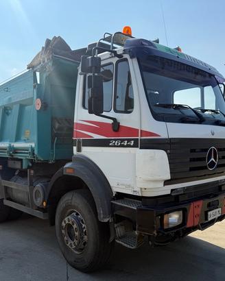 Mercedes Benz 2644 MEZZO D'0PERA