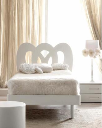 Letto Queen testiera a forma corona