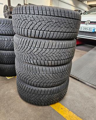 225 40 R 18 92V Goodyear ULTRAGRIP performance V