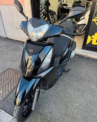 Kymco People 300 S - 2012 - PERMUTE