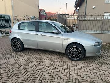 Alfa romeo 147 1.6 con GPL
