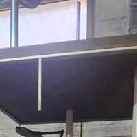 Tavolino quadrato in legno e metallo