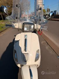 Piaggio Vespa