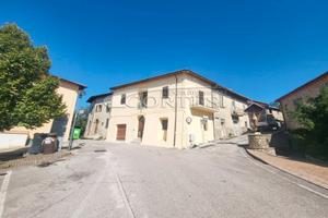 Cielo Terra Ristrutturato Pari al Nuovo PSV/122