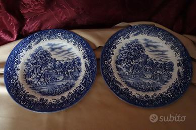 Due piatti ceramica blu "Churchill" England.