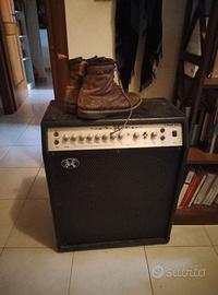 Amplificatore per Basso Tyrant 150B combo