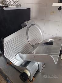 Affettatrice lama da 30cm