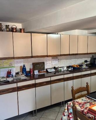 Quadrilocale di 120 mq con sottotetto e box