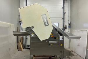 Grattona spacca blocchi