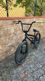 Bici BMX KHE