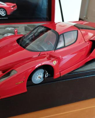 Tamiya 1:12 Ferrari Enzo Rosso semi assemblata