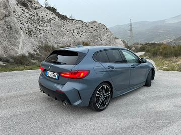 BMW 118d 2022